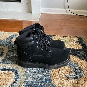 Vintage 90s boots